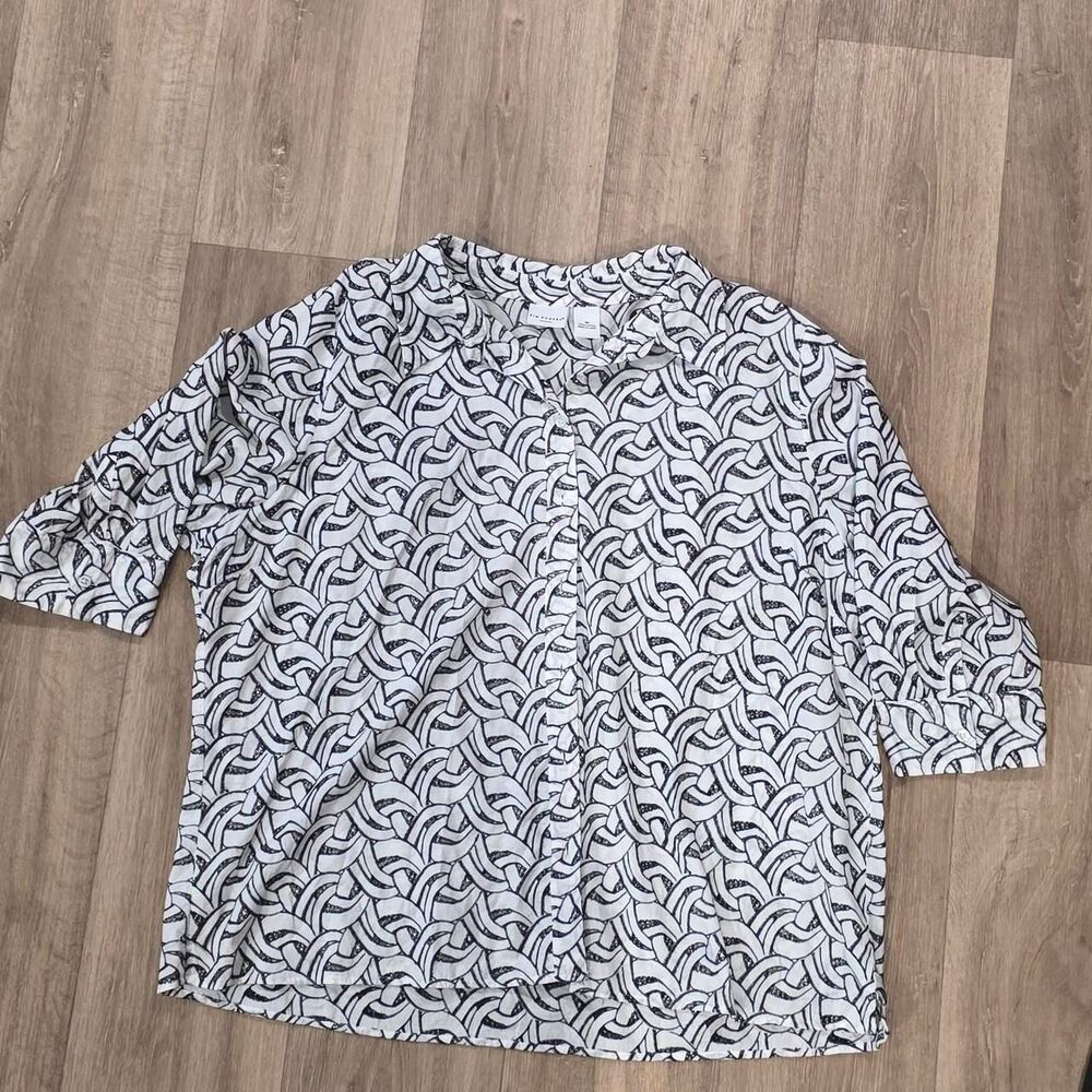 Kim-rogers Women's White and Black Blouse